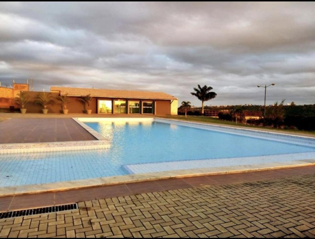 בננייראס Chale De Campo Em Condominio Fechado מראה חיצוני תמונה